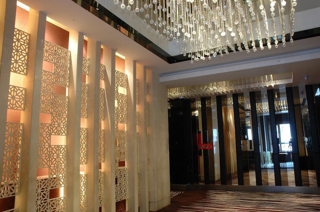 Harbin Yakelai Holiday Hotel Экстерьер фото