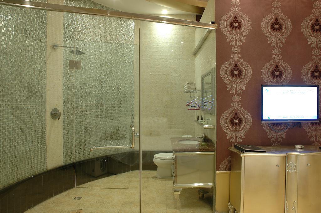 Harbin Yakelai Holiday Hotel Экстерьер фото